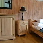 Retro - Z Ogrodem W Gorach Hébergement de vacances