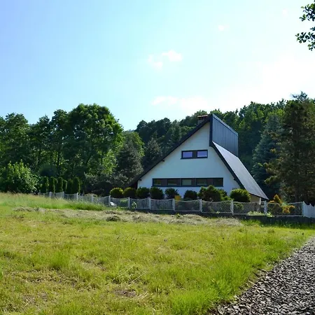 Dom wakacyjny Retro - Z Ogrodem W Górach