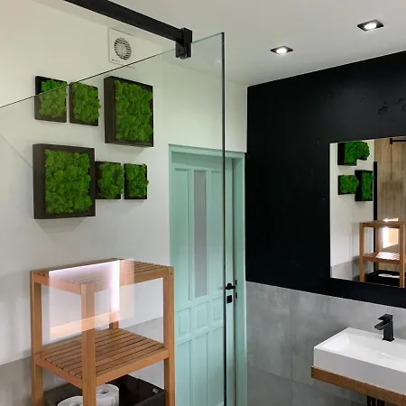 Retro - Z Ogrodem W Górach