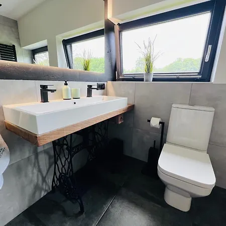 Retro - Z Ogrodem W Górach Dom wakacyjny *