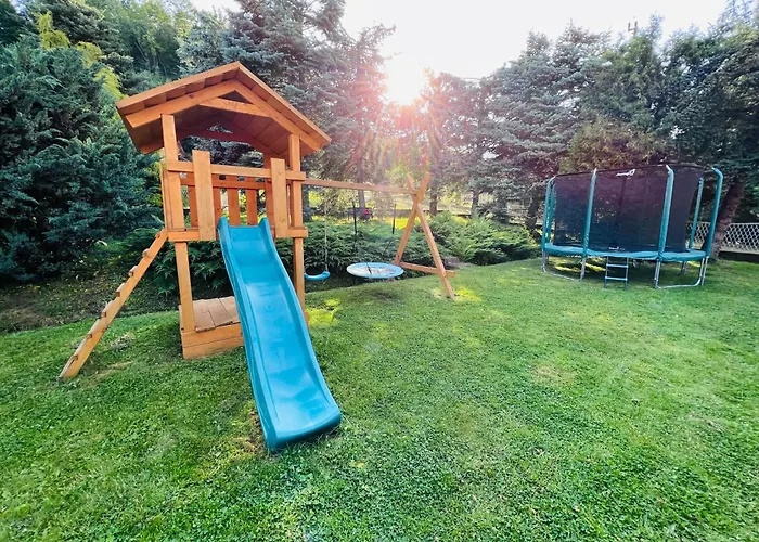 Dom wakacyjny Retro - Z Ogrodem W Górach *